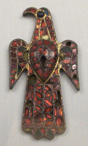 Fíbula visigoda en forma de águila, Museo Arqueológico Nacional de Madrid